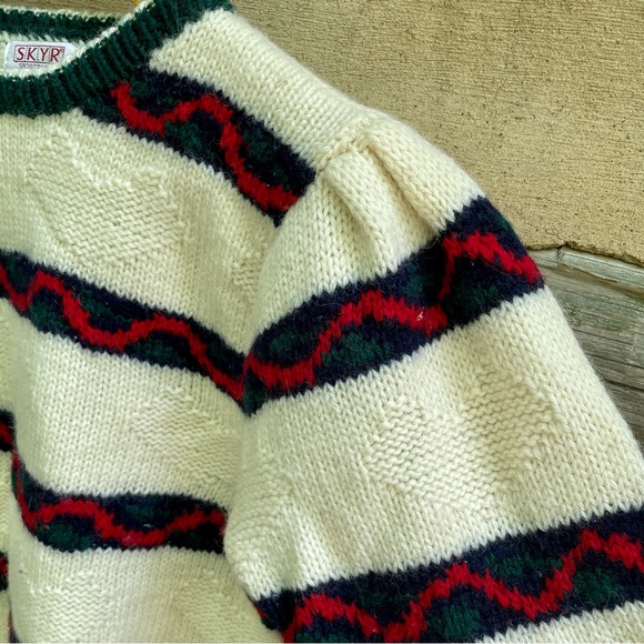Vintage Skyr Sportswear 100% Wool Sweater - Picture 4 of 10